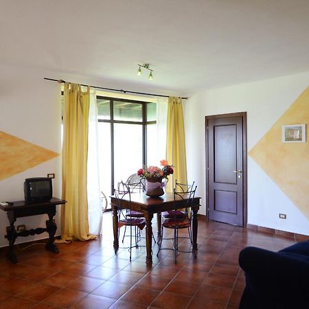 Castel Giuliano Agriturismo Tenuta Monte La Guardia מראה חיצוני תמונה